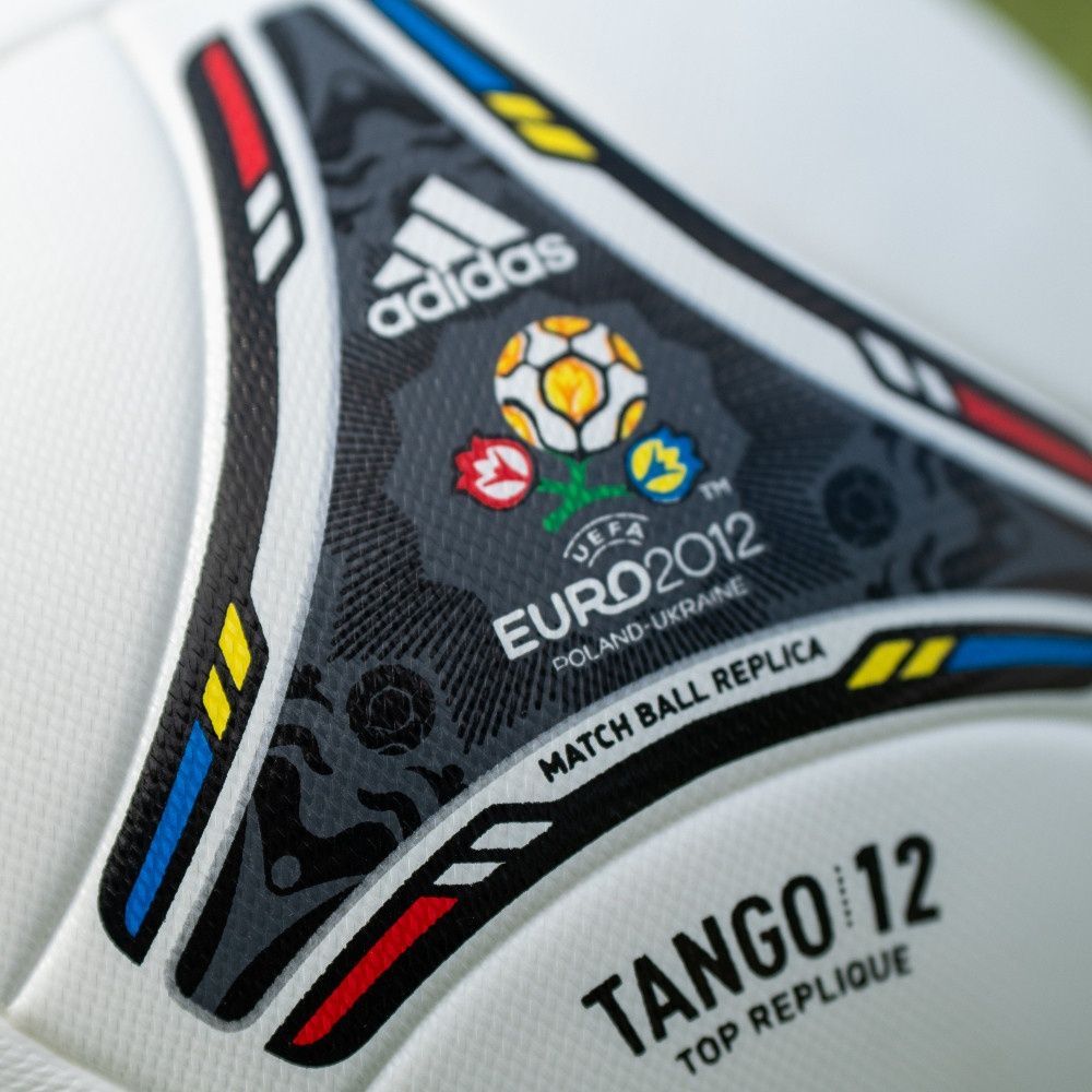 Футбольний мʼяч EURO 2012 UA 115-5 фото