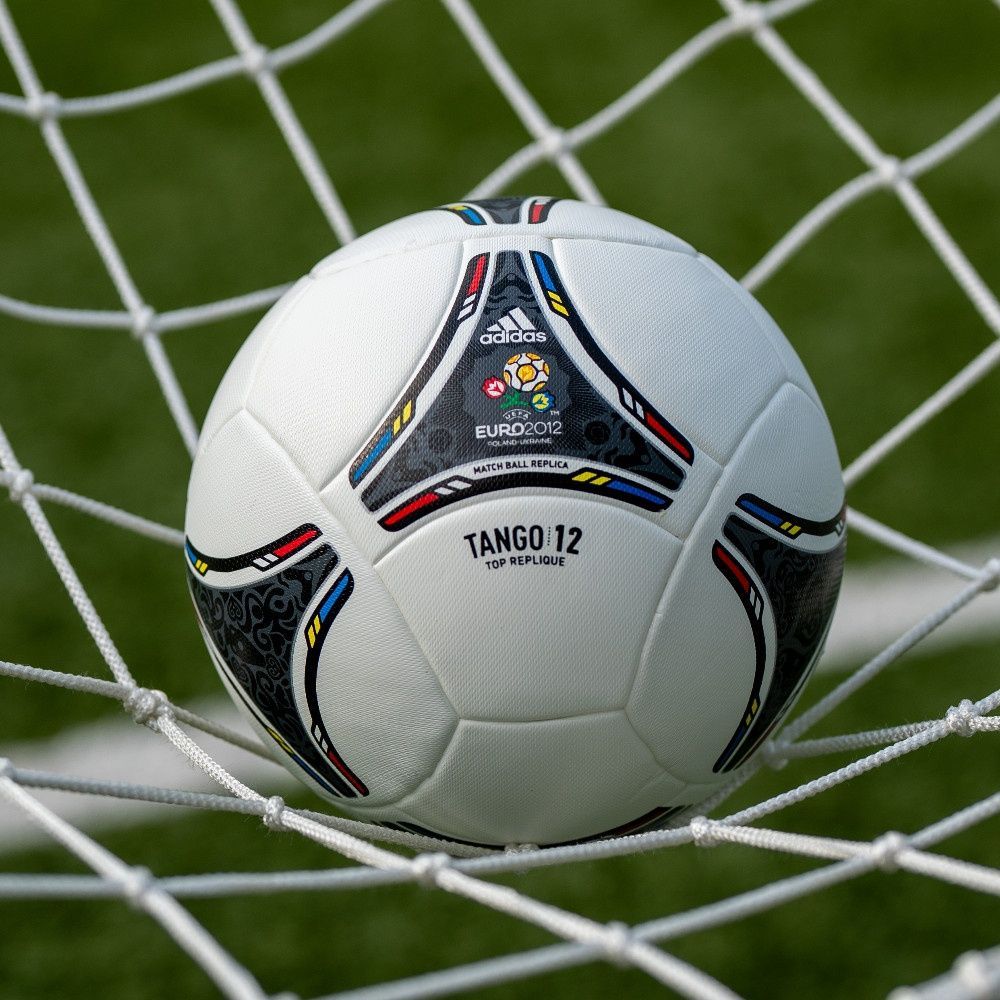 Футбольний мʼяч EURO 2012 UA 115-5 фото