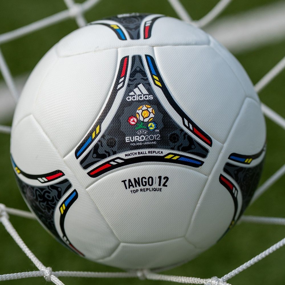 Футбольний мʼяч EURO 2012 UA 115-5 фото